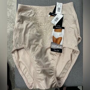 NWT Rene Rofe shapewear, tummy slimming  firm control size L briefs, set of 2